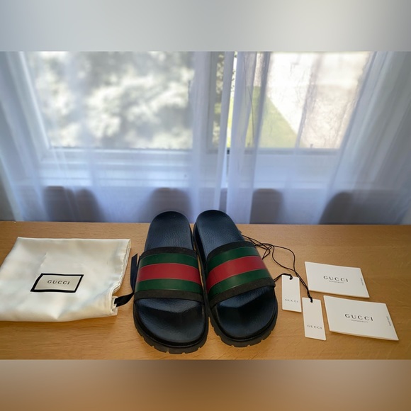 Gucci Rubber Web Slide Sandal - Picture 10 of 12